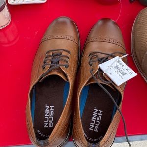 Brown Nunn Bush dress shoes, leather, new with tags, sz 10.5